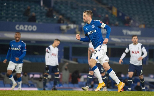 的发布会人 的发布会人